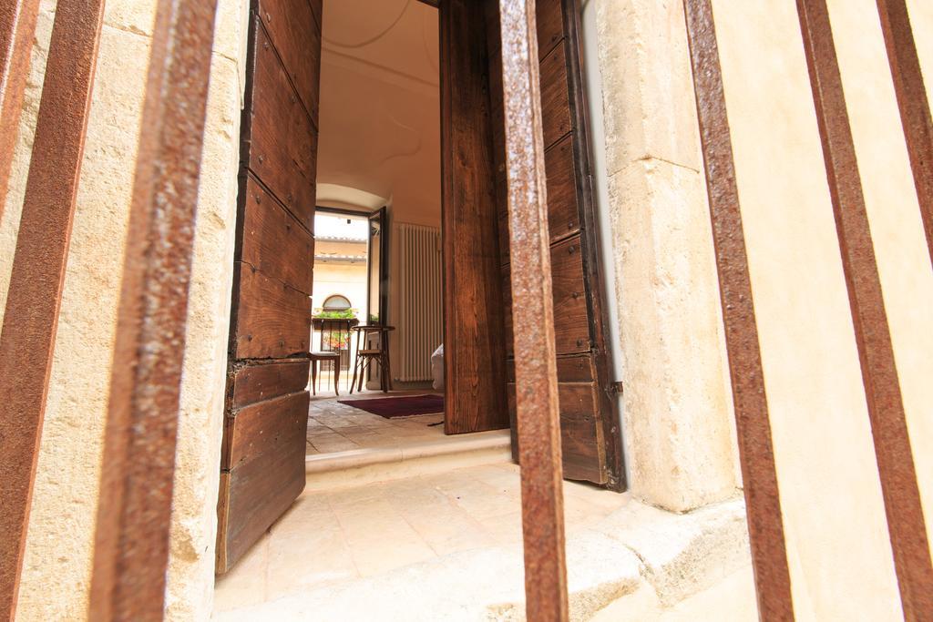 Casa Rosati Hotel Fontecchio Luaran gambar
