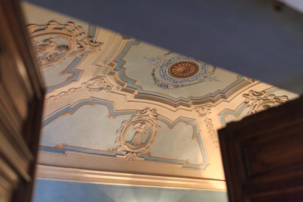 Casa Rosati Hotel Fontecchio Luaran gambar