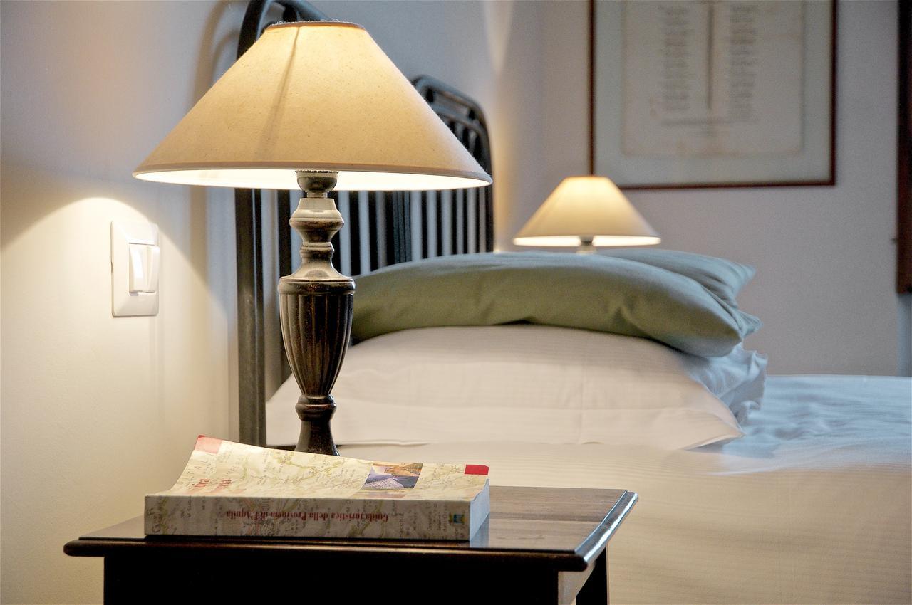 Casa Rosati Hotel Fontecchio Luaran gambar