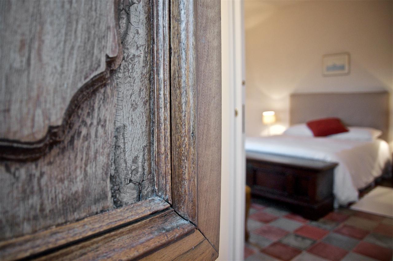 Casa Rosati Hotel Fontecchio Luaran gambar